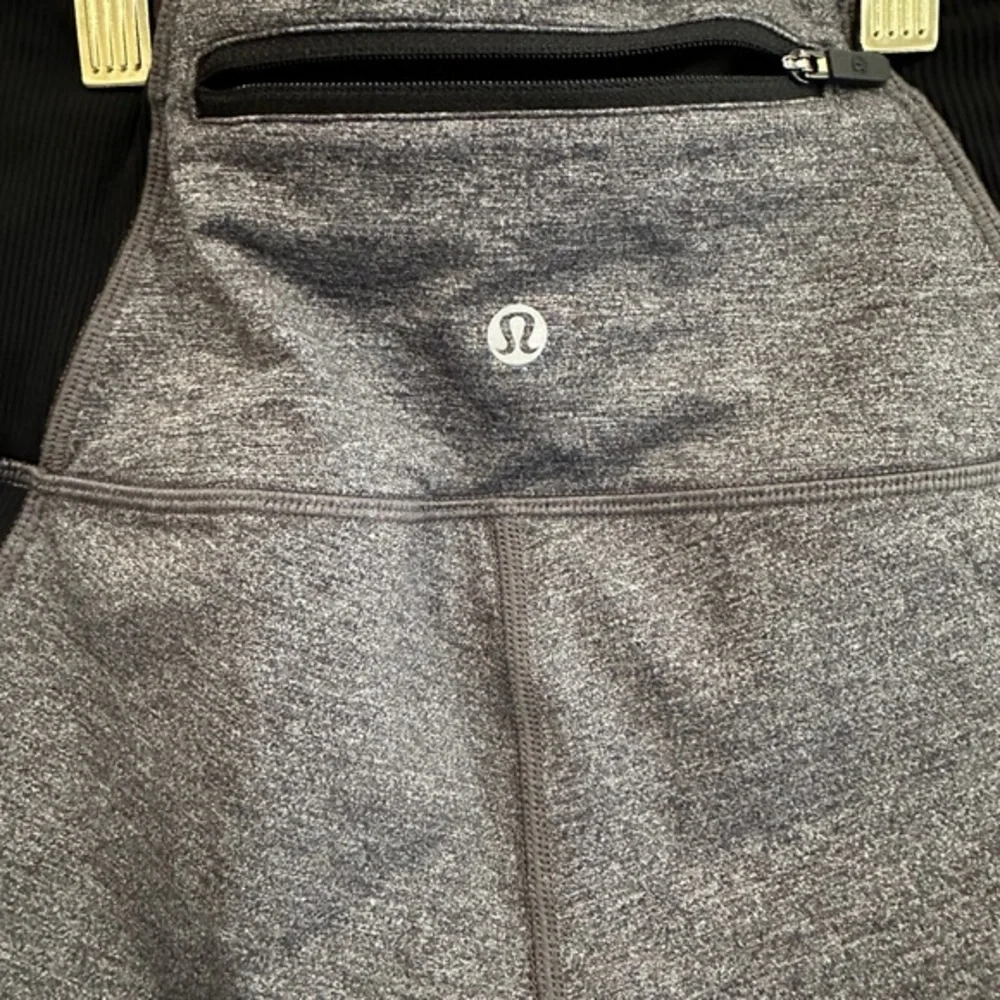 Lululemon‎ On Your Mark Crop